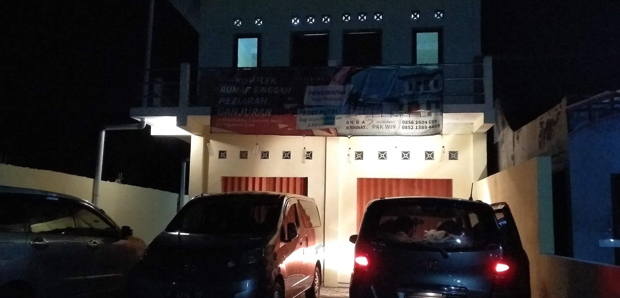 Rumah Singgah Peziarah Ganjuran Bantul Luaran gambar